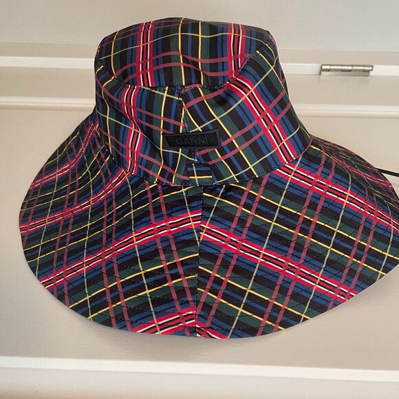 GANNI seasonal tech hat - Picture 2 of 4